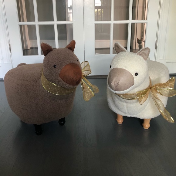 Cute Decorative Lamb Chairs - Picture 1 of 5